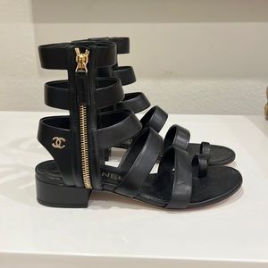 CHANEl SANDALS